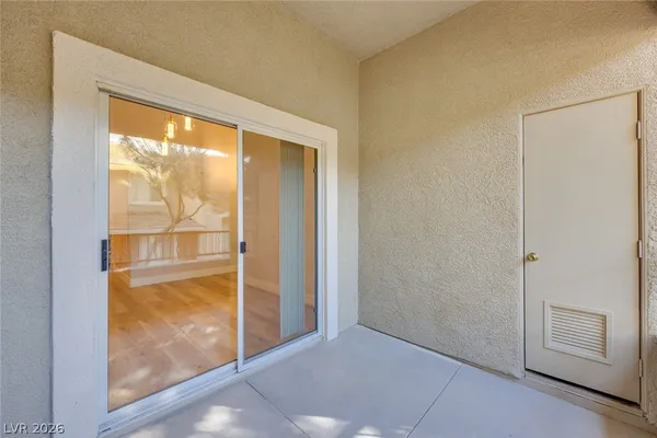 $1,795 | 1008 Domnus Lane, Unit 201, Las Vegas, NV 89144