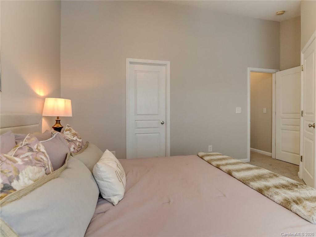 128 Chimney Rock Lane Fort Mill, SC 29708 - Photo 26 of 39 Gallery Image 26