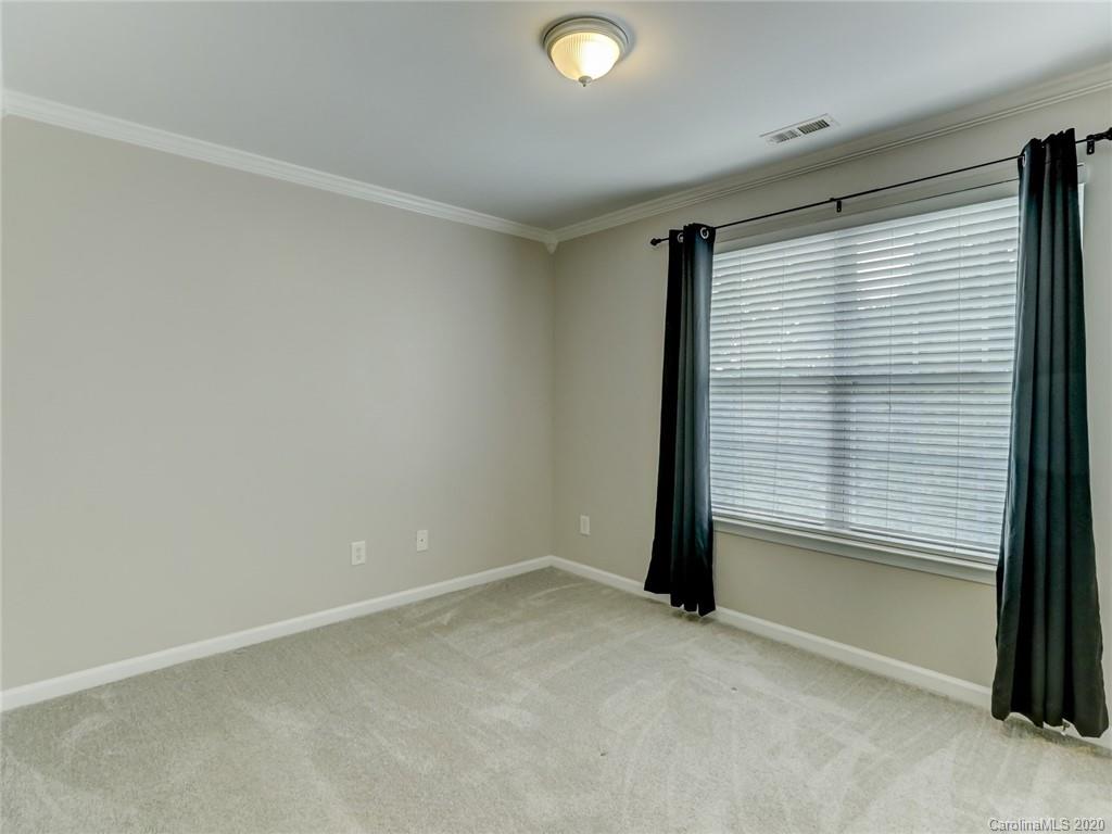 128 Chimney Rock Lane Fort Mill, SC 29708 - Photo 31 of 39 Gallery Image 31