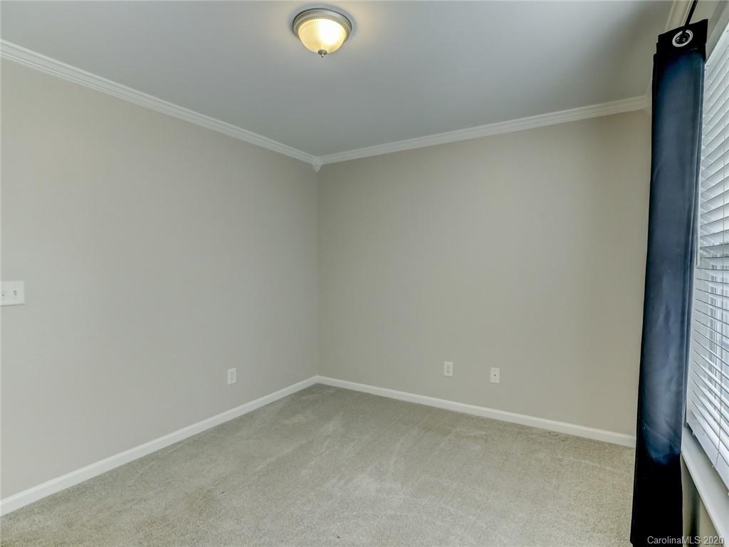 128 Chimney Rock Lane Fort Mill, SC 29708 - Photo 34 of 39 Gallery Image 34