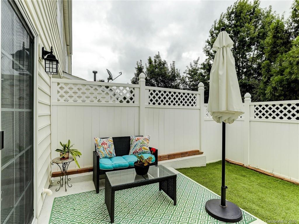 128 Chimney Rock Lane Fort Mill, SC 29708 - Photo 36 of 39 Gallery Image 36