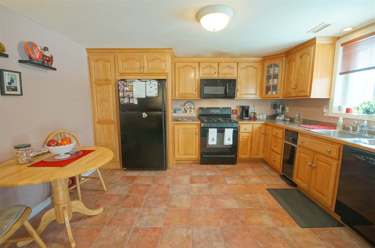 2 Appleton Road Windham, NH 03087 - Photo 28 of 40