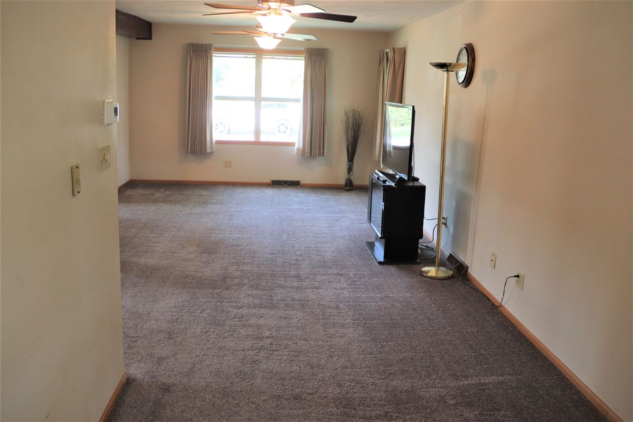 1904 Ridgeland Road Rockford, IL 61108 - Photo 9 of 20