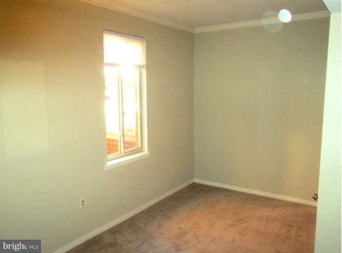 2 Lee Street West, Unit R58 Baltimore, MD 21201 - Photo 13 of 21 Bedroom