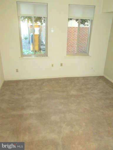 2 Lee Street West, Unit R58 Baltimore, MD 21201 - Photo 16 of 21 Bedroom (Master)