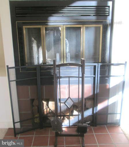 2 Lee Street West, Unit R58 Baltimore, MD 21201 - Photo 4 of 21 Interior (General)