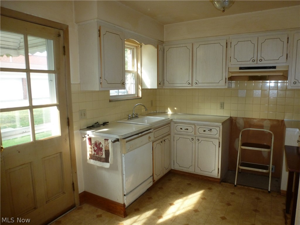 20151 Grannis Road, Unit 9 Cleveland, OH 44126 - Photo 11 of 25 Gallery Image 11