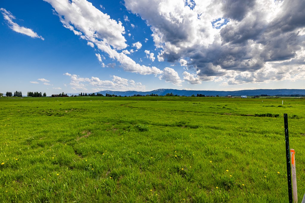 29 Compass Lane, Unit 20 McCall, ID 83638 - Photo 5 of 9