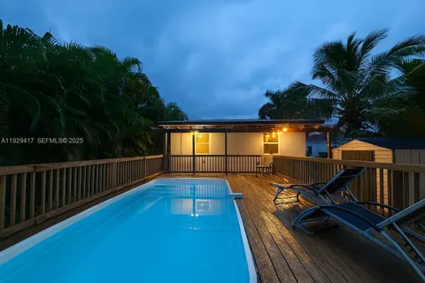 $949,900 | 1509 Northeast 109th Street, Miami, FL 33161