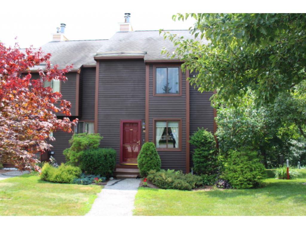 30 Thornhill Road, Unit 30 Stratham, NH 03885 - Photo 1 of 14