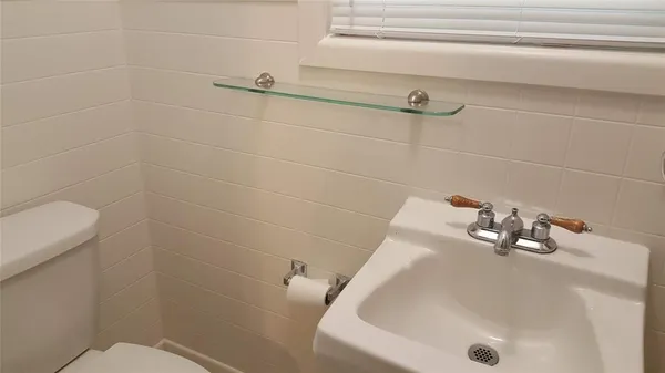 $2,400 | 1617 Ave D, Abilene, TX 79601