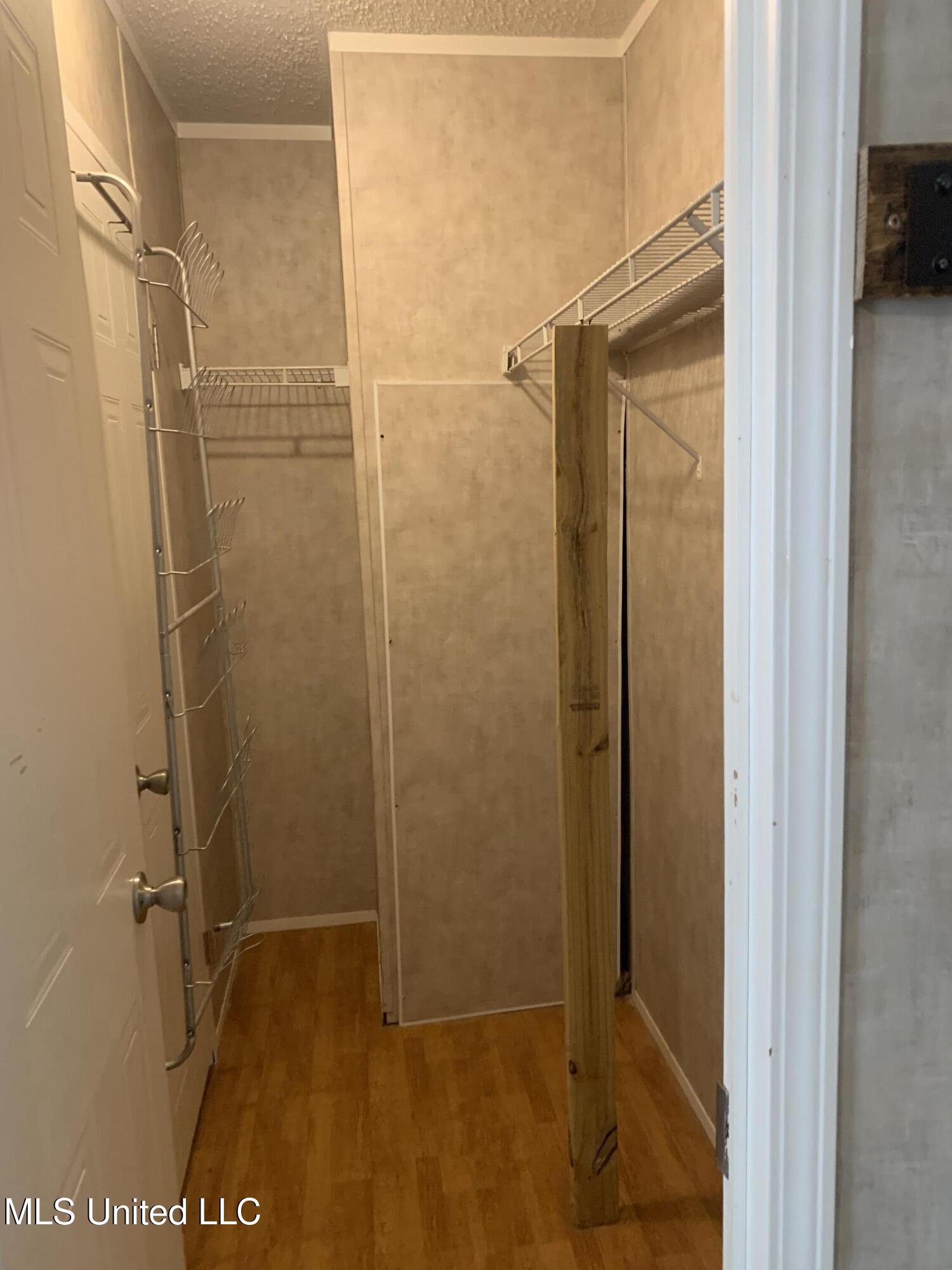 4 County Road 533 Como, MS 38619 - Photo 11 of 24 IMG_2302