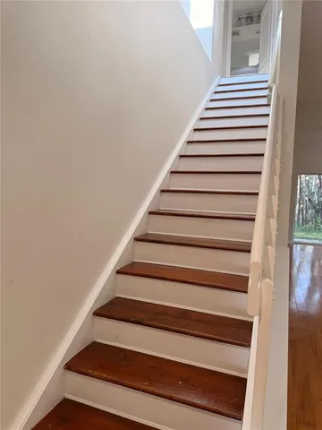 $2,400 | 20428 Harvest Oak Court, Tampa, FL 33647