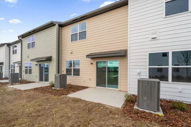 $2,050 | 5942 Chestnut Grv Place, St. Cloud, FL 34771