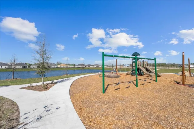 $2,050 | 5942 Chestnut Grv Place, St. Cloud, FL 34771