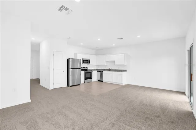 $2,050 | 5942 Chestnut Grv Place, St. Cloud, FL 34771