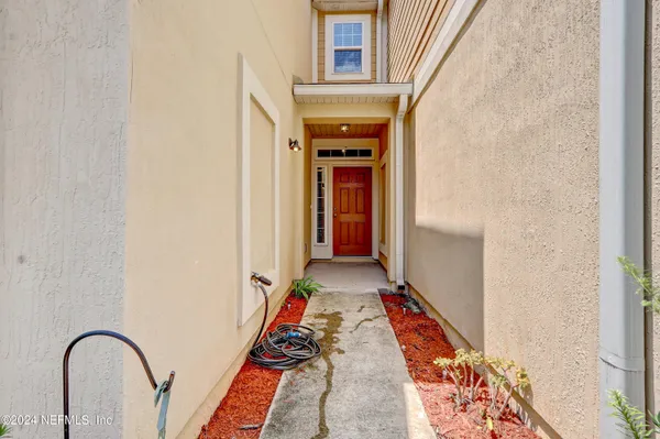a hallway with an entryway