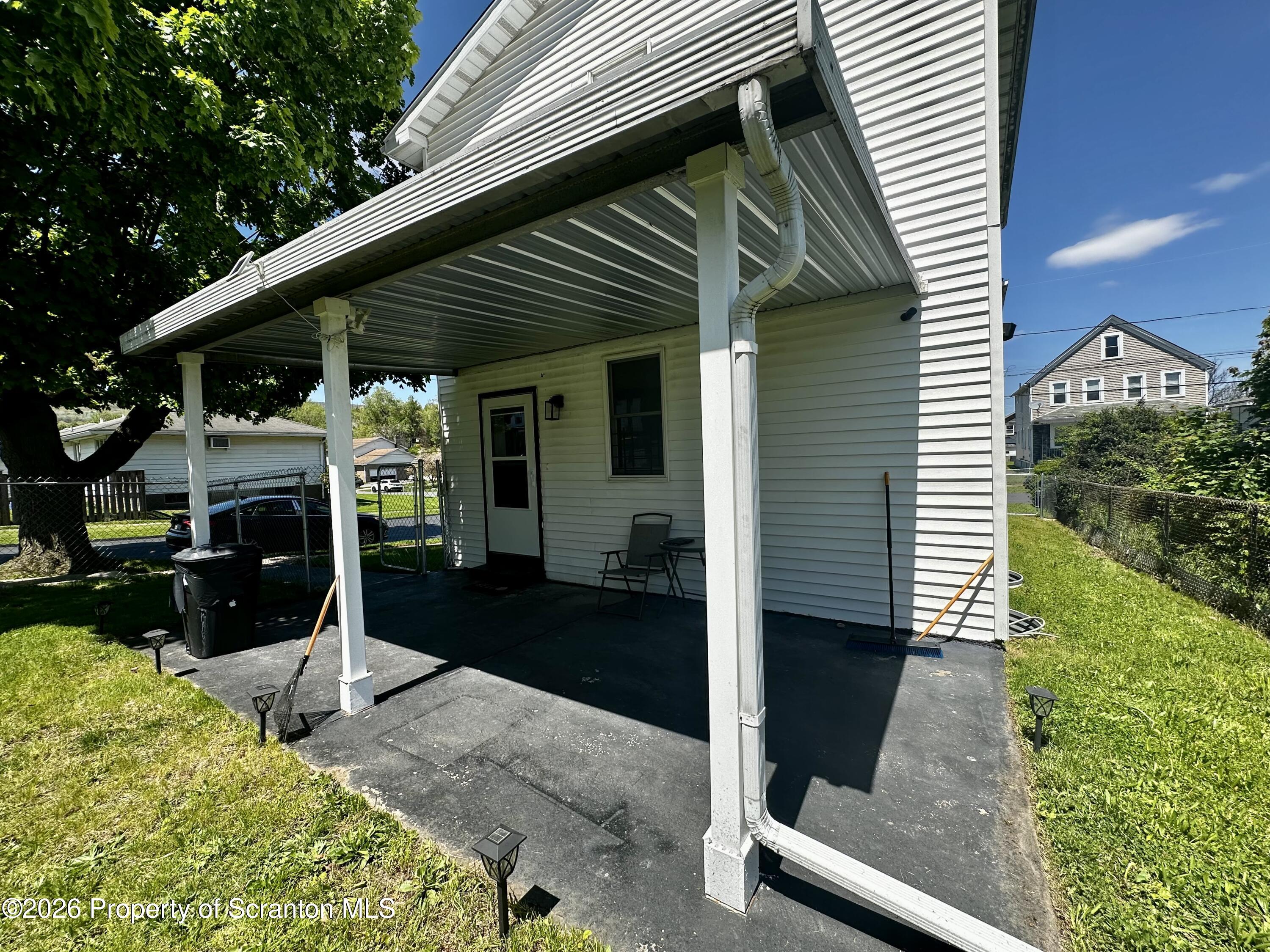 1727 Bulwer Street Scranton, PA 18504 - Photo 8 of 40 a front view of house with yard