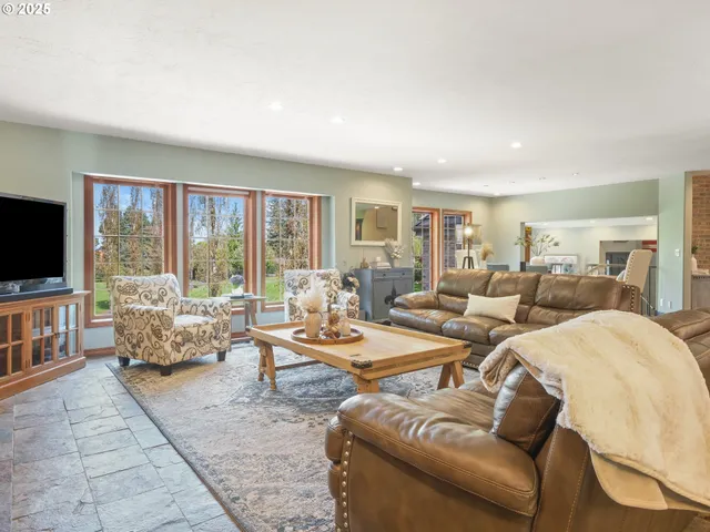 $1,374,900 | 43940 Southeast Music Camp Road, Sandy, OR 97055