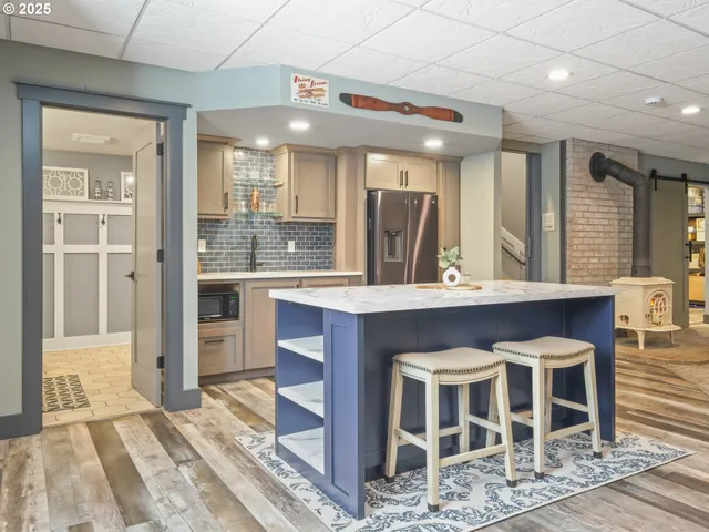 $1,374,900 | 43940 Southeast Music Camp Road, Sandy, OR 97055