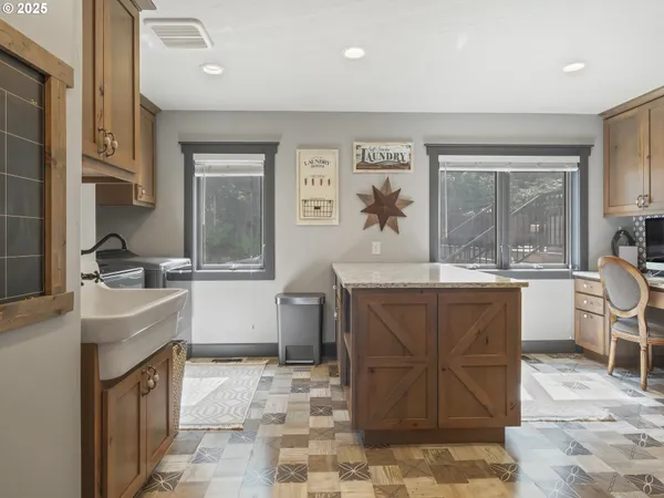 $1,299,900 | 43940 Southeast Music Camp Road, Sandy, OR 97055