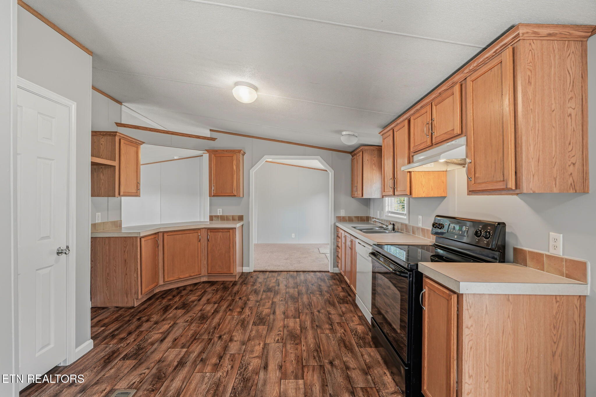 522 Farm Loop Road New Market, TN 37820 - Photo 13 of 35 14-web-or-mls-522 Farm Loop Road-9