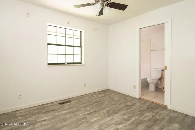 $525,000 | 123 Manor Road, Clinton, TN 37716