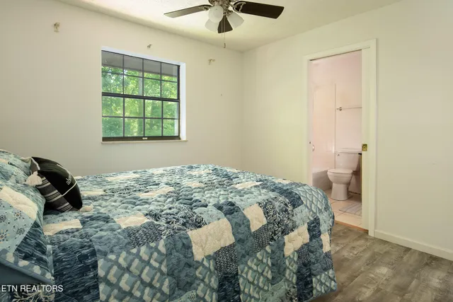 $525,000 | 123 Manor Road, Clinton, TN 37716