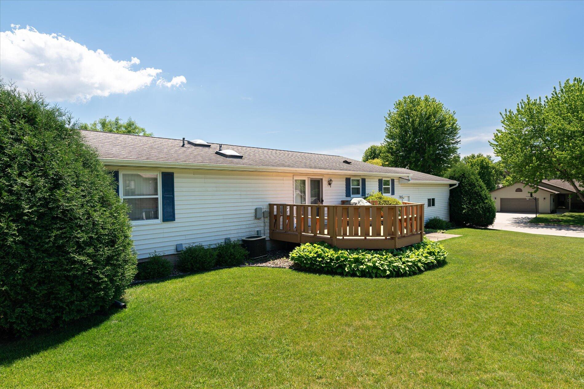 224 Eagles Bluff Road La Crescent, MN 55947 - Photo 8 of 20 21-224 Eagles Bluff Rd La Crescent-03229