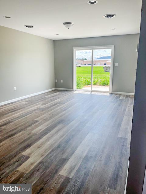 79 Pacific Avenue Milroy, PA 17063 - Photo 5 of 12 an empty room with a window