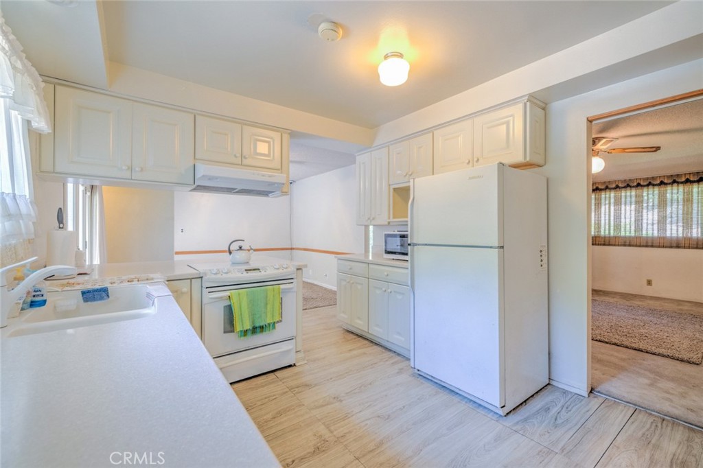 1057 Estrella Drive Santa Barbara, CA 93110 - Photo 17 of 66