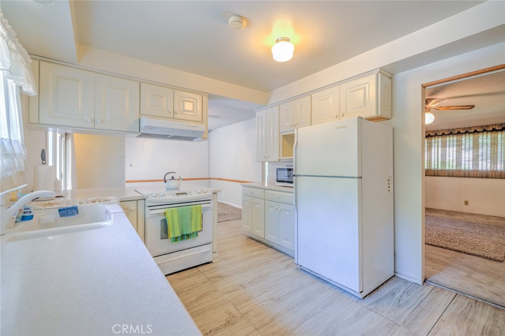 1057 Estrella Drive Santa Barbara, CA 93110 - Photo 20 of 66