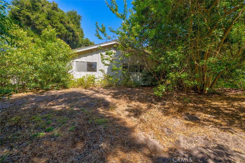 1057 Estrella Drive Santa Barbara, CA 93110 - Photo 37 of 66