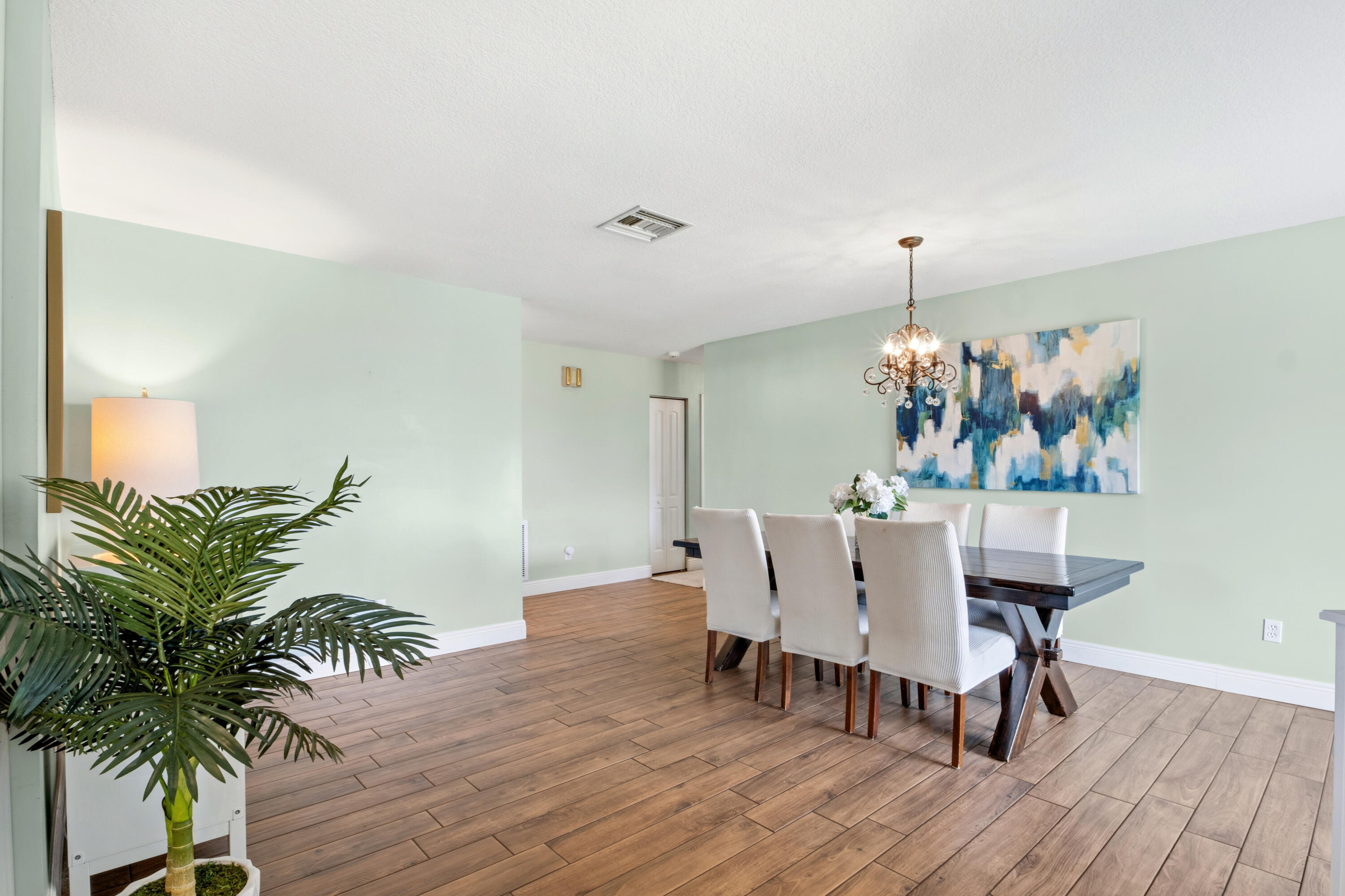 4886 Acorn Drive Boca Raton, FL 33487 - Photo 13 of 48 Dining Room