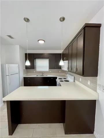 $1,100 | 3813 Valeria Street, Unit 3, Edinburg, TX 78541