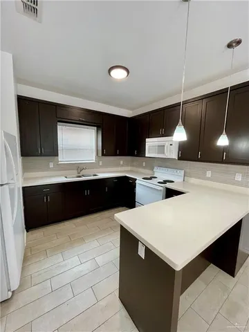 $1,100 | 3813 Valeria Street, Unit 3, Edinburg, TX 78541