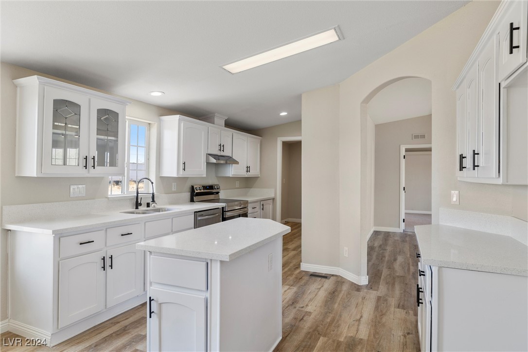 4271 West Wilson Road Pahrump, NV 89048 - Photo 2 of 27 Kitchen