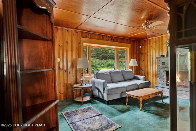 $399,000 | 462 Indian Lake Trail, White Haven, PA 18661