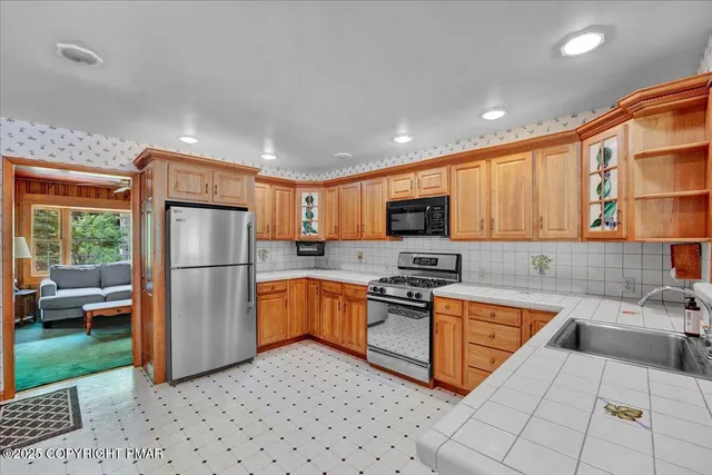 $399,000 | 462 Indian Lake Trail, White Haven, PA 18661