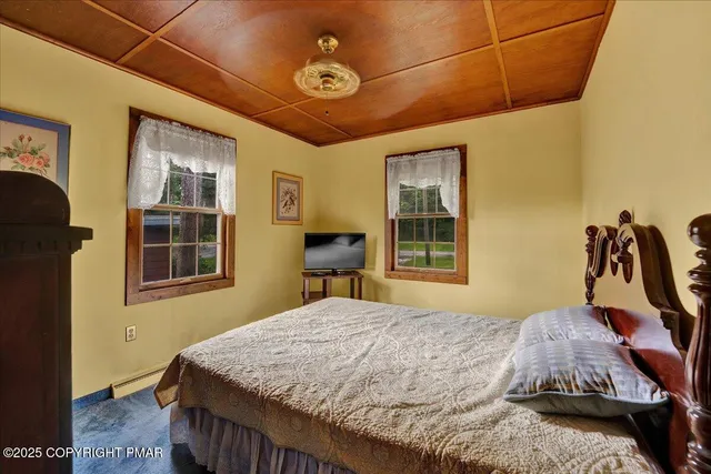 $399,000 | 462 Indian Lake Trail, White Haven, PA 18661