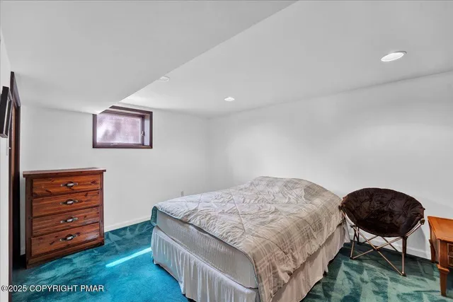 $399,000 | 462 Indian Lake Trail, White Haven, PA 18661