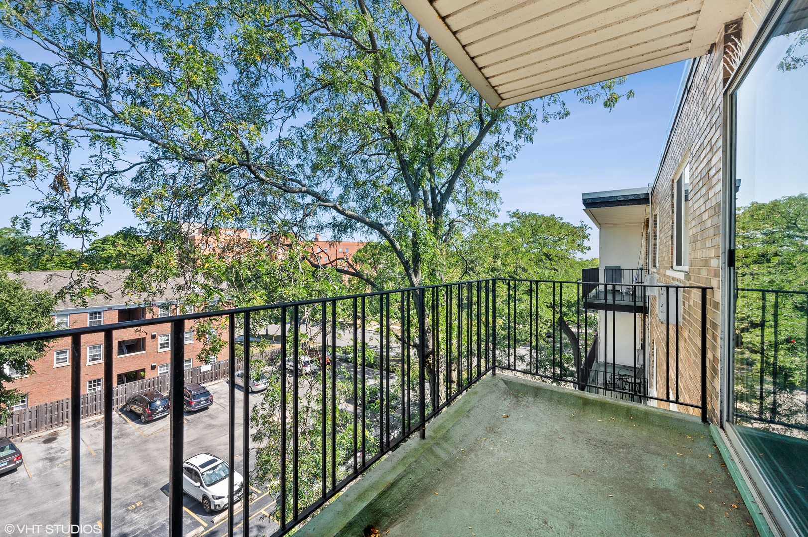 250 Ridge Avenue, Unit 5F Evanston, IL 60202 - Photo 17 of 19 a view of a balcony with an outdoor space