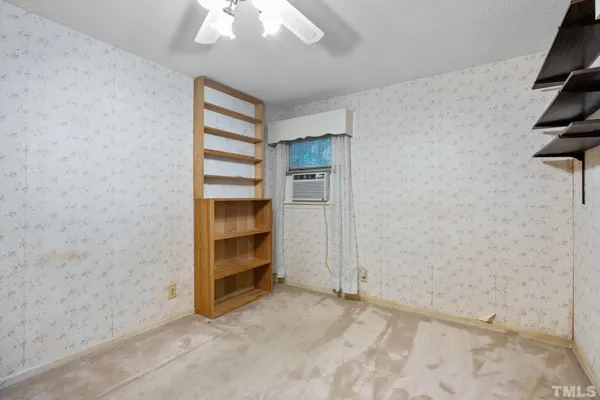 an empty room with a empty space