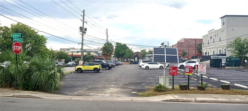 94 Southwest Fort King Street Ocala, FL 34471 - Photo 2 of 8 a view of outdoor space