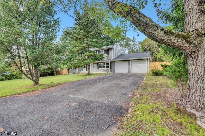 6 Mitchell Road Parsippany, NJ 07054 - Photo 3 of 29 Gallery Image 3