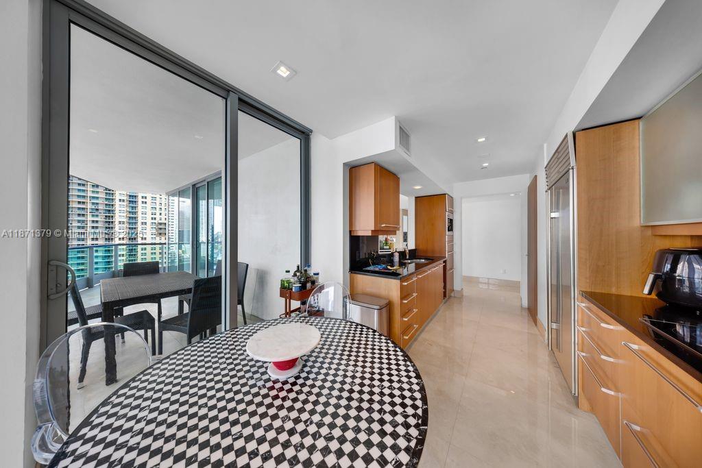 1331 Brickell Bay Drive, Unit 1602 Miami, FL 33131 - Photo 23 of 44