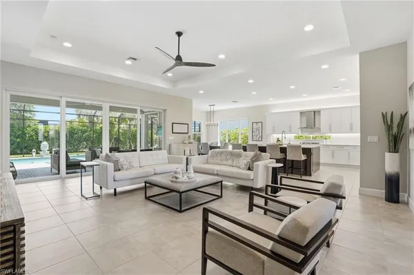 $1,350,000 | 11644 Periwinkle Drive, Naples, FL 34120
