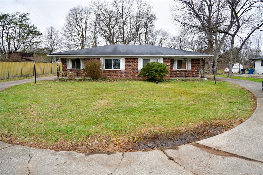 880-882 North Avon Ave  