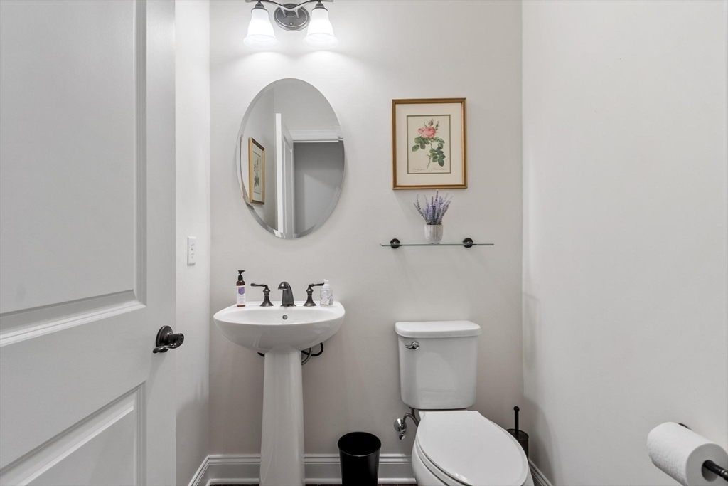 40 Phoebe Street, Unit 101 Methuen, MA 01844 - Photo 16 of 35