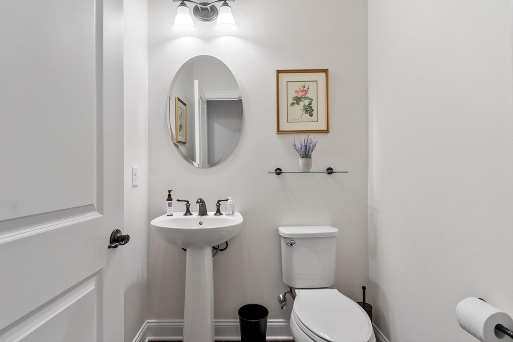 40 Phoebe Street, Unit 101 Methuen, MA 01844 - Photo 17 of 34